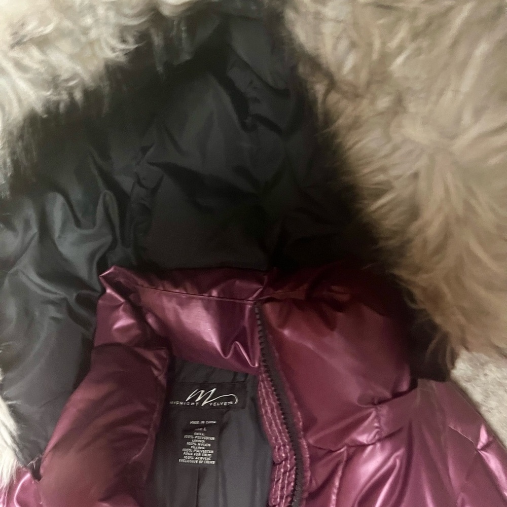Midnight Velvet Burgundy Quilted Jacket - Picture 6 of 6
